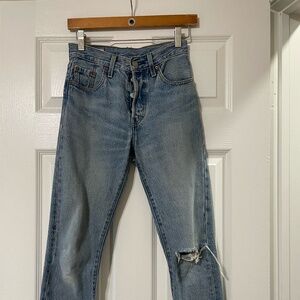 Levi's 501 size 23 cropped